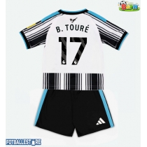 Newcastle United Bazoumana Toure #17 Hjemmedraktsett Barn 2026-27 Kortermet (+ Korte bukser)